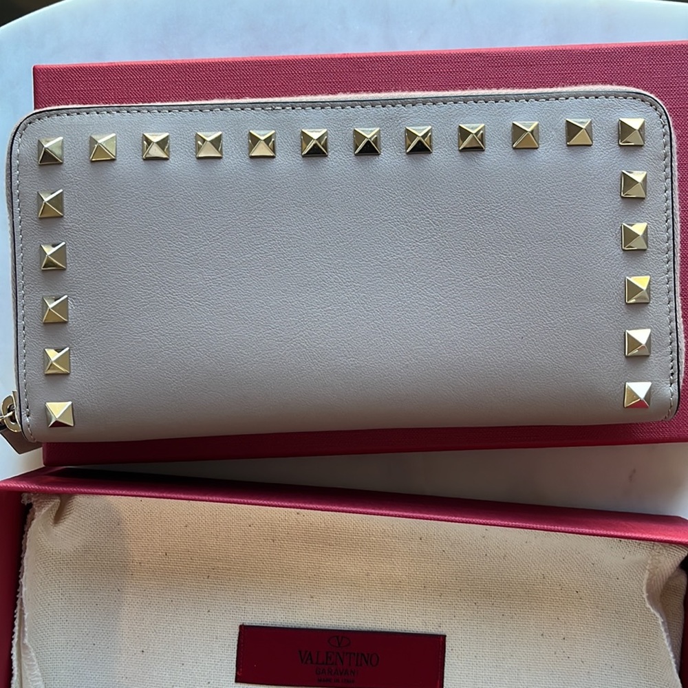 Valentino rockstuds continental wallet - Picture 3 of 6